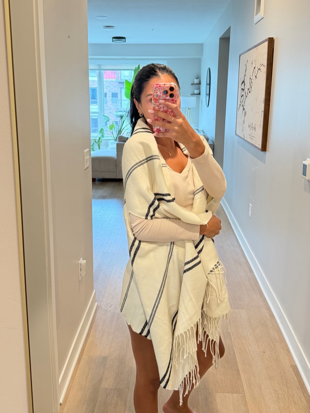 Cream & Black Oversized Blanket Scarf / Wrap 🤍
